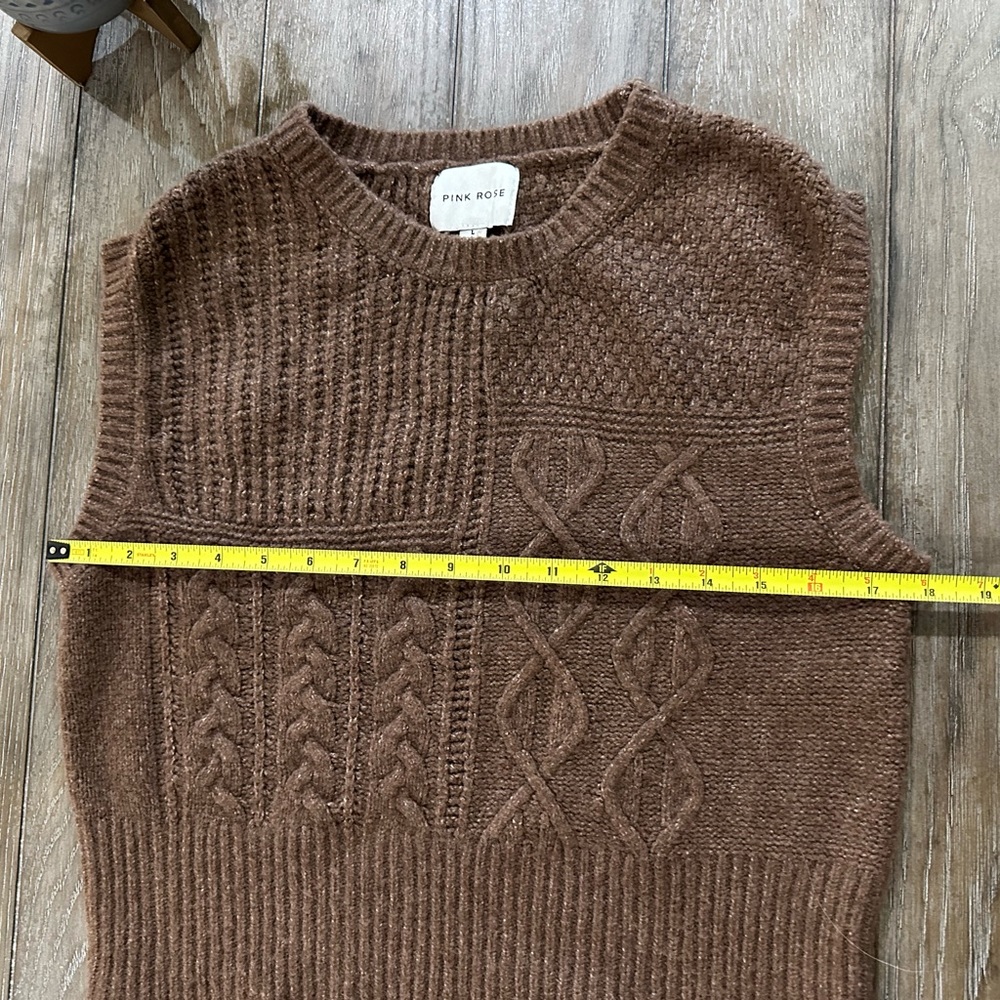 CUTEST Pink Rose Sweater Vest - Picture 6 of 9